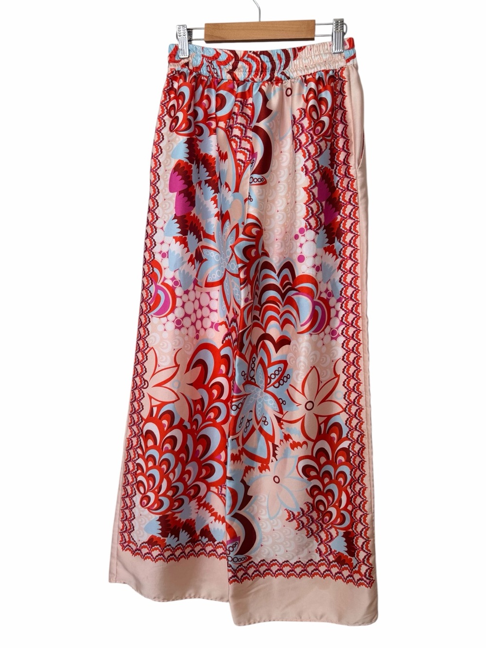 ZARA MULTICOLOR FLOWY TROUSERS SIZE SMALL. - Picture 3 of 8